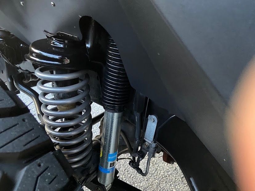 Used 2018 Jeep Wrangler Unlimited Sahara AWD/4WD image 4