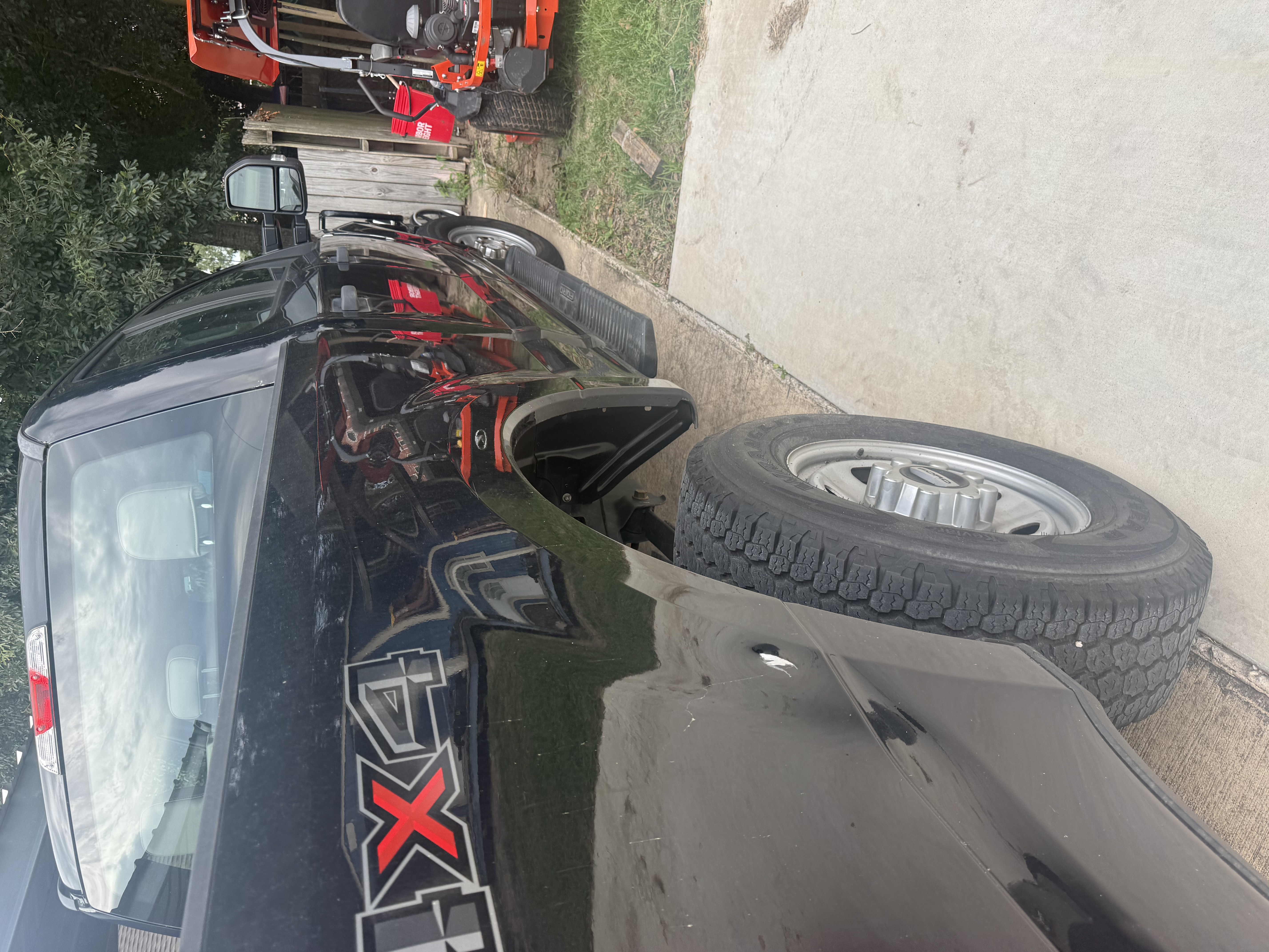 Used 2019 Ford F350 XL w/ Power Equipment Group AWD/4WD image 4