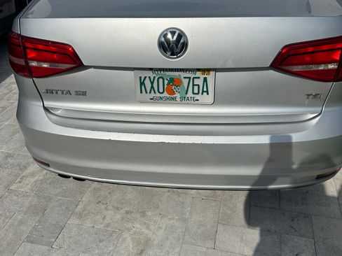 Used 2015 Volkswagen Jetta SE FWD image 5