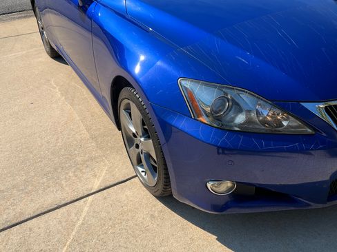 Used 2010 Lexus IS 350C image 2