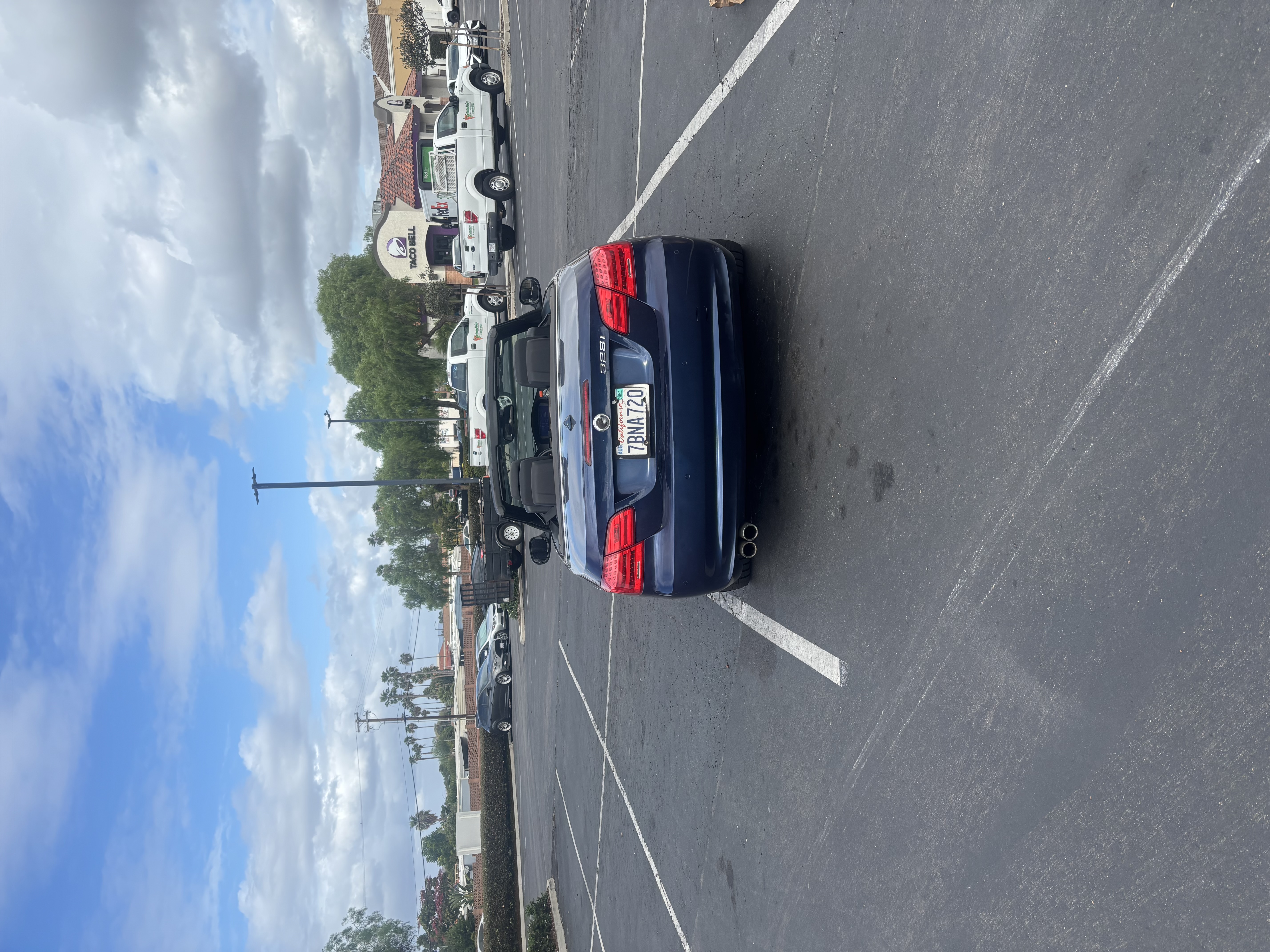 Used 2013 BMW 328i Convertible RWD image 2