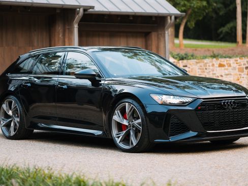 Used 2021 Audi RS 6 image 2