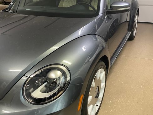 Used 2019 Volkswagen Beetle 2.0T Final Edition SEL image 2