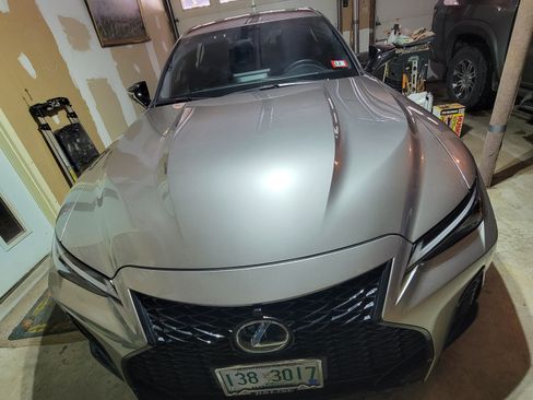 Used 2023 Lexus IS 500 image 5