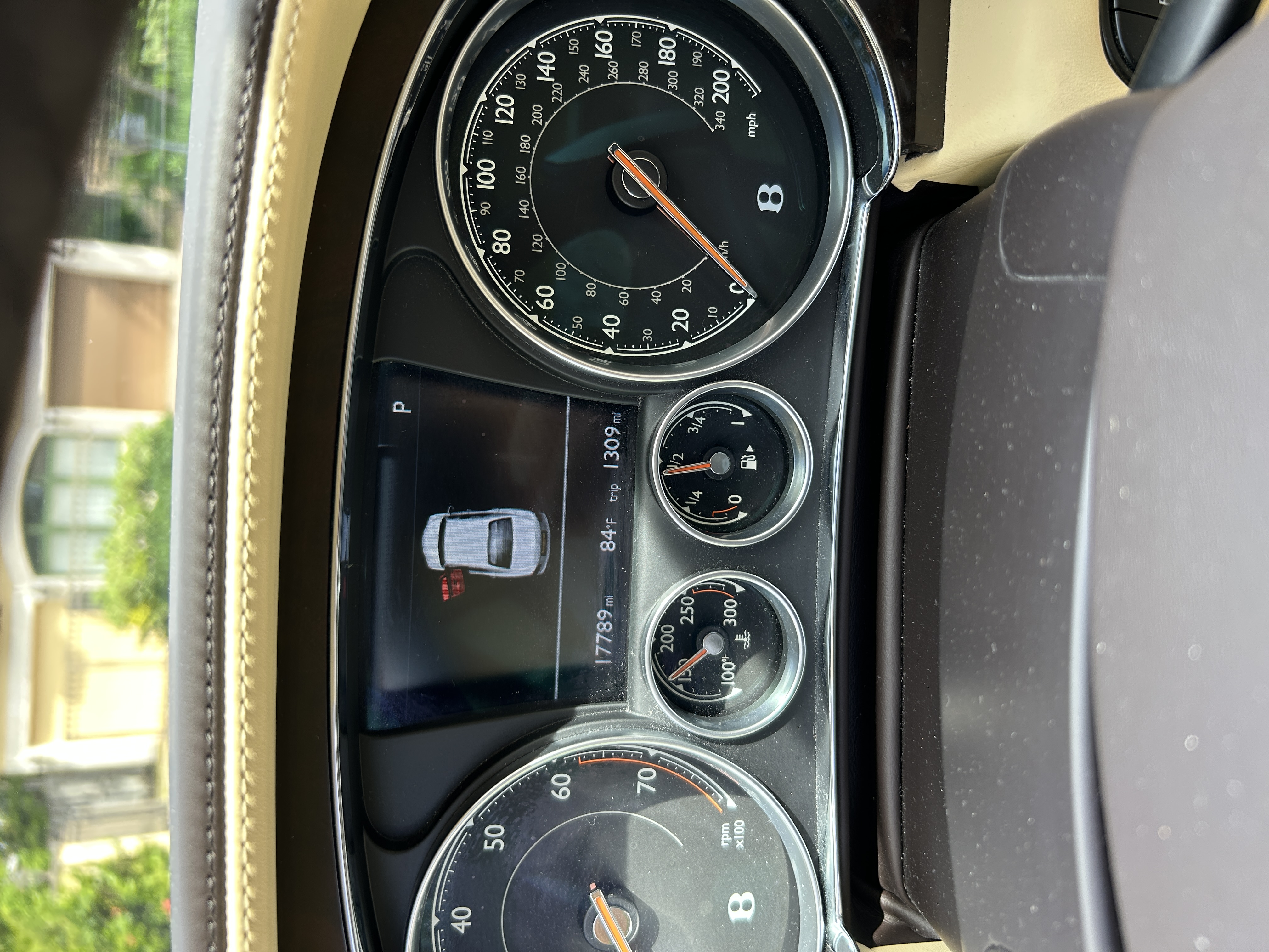 Used 2016 Bentley Flying Spur V8 AWD/4WD image 13