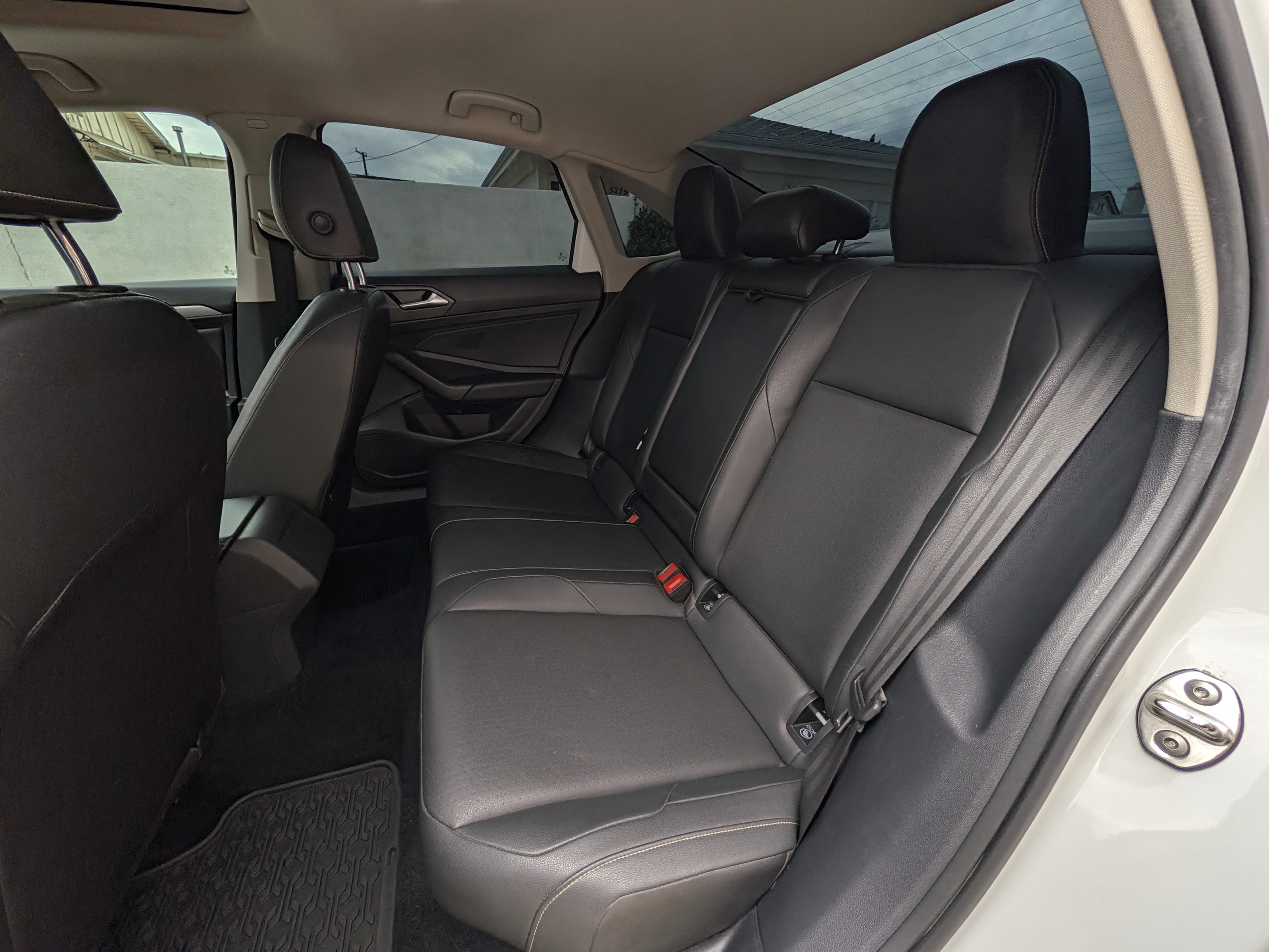 Used 2019 Volkswagen Jetta SE FWD image 18