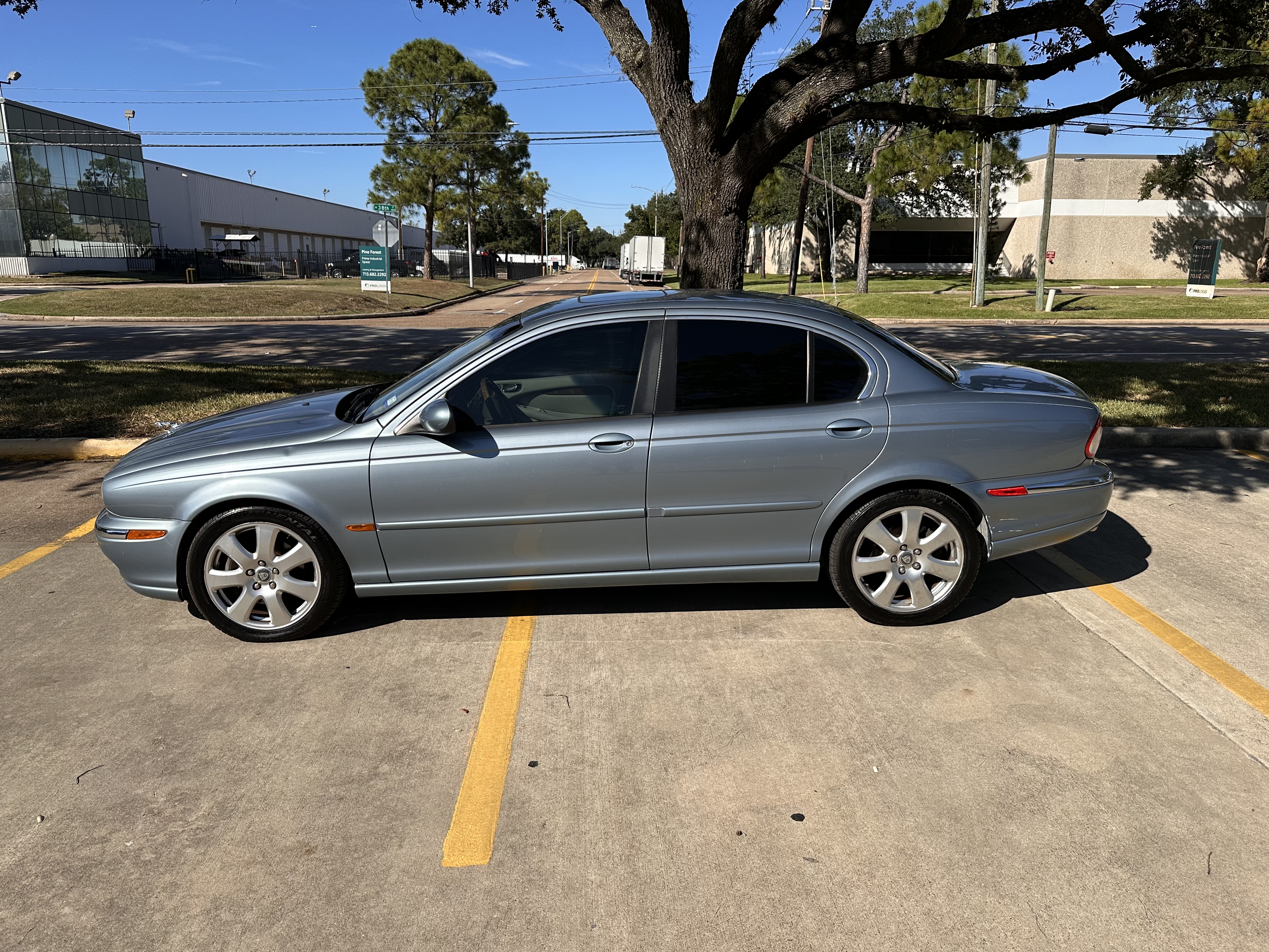 Used 2005 Jaguar X-TYPE 3.0 AWD/4WD image 4