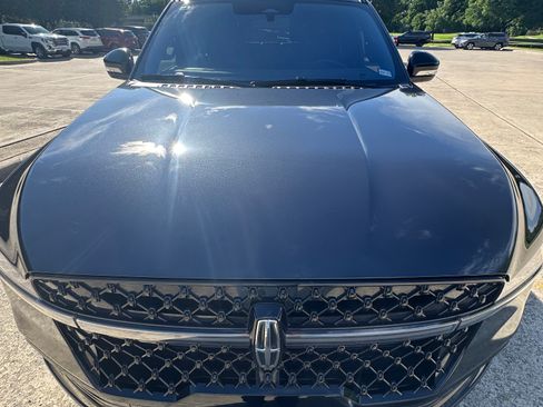 Used 2025 Lincoln Navigator Reserve w/ Jet Appearance Package AWD/4WD image 11