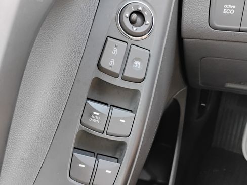 Used 2013 Hyundai Elantra GLS image 13