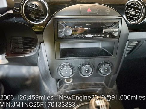 Used 2007 MAZDA MX-5 Miata Touring image 16