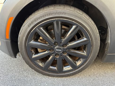 Used 2018 MINI Cooper S image 23