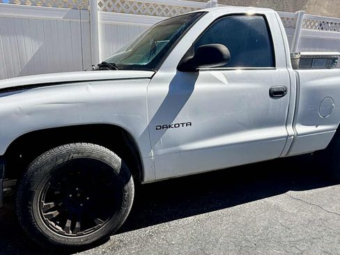 Used 2001 Dodge Dakota 2WD Regular Cab image 15