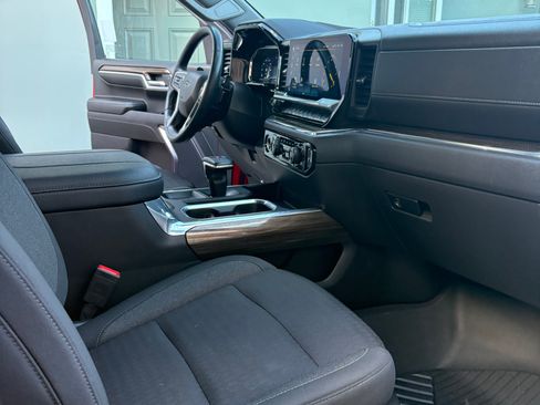 Used 2023 Chevrolet Silverado 1500 LT Trail Boss w/ Protection Package image 14