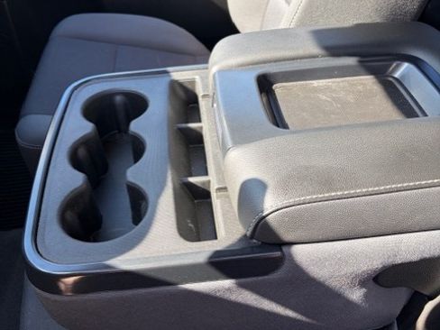 Used 2019 GMC Sierra 1500 SLE w/ SLE Value Package image 18