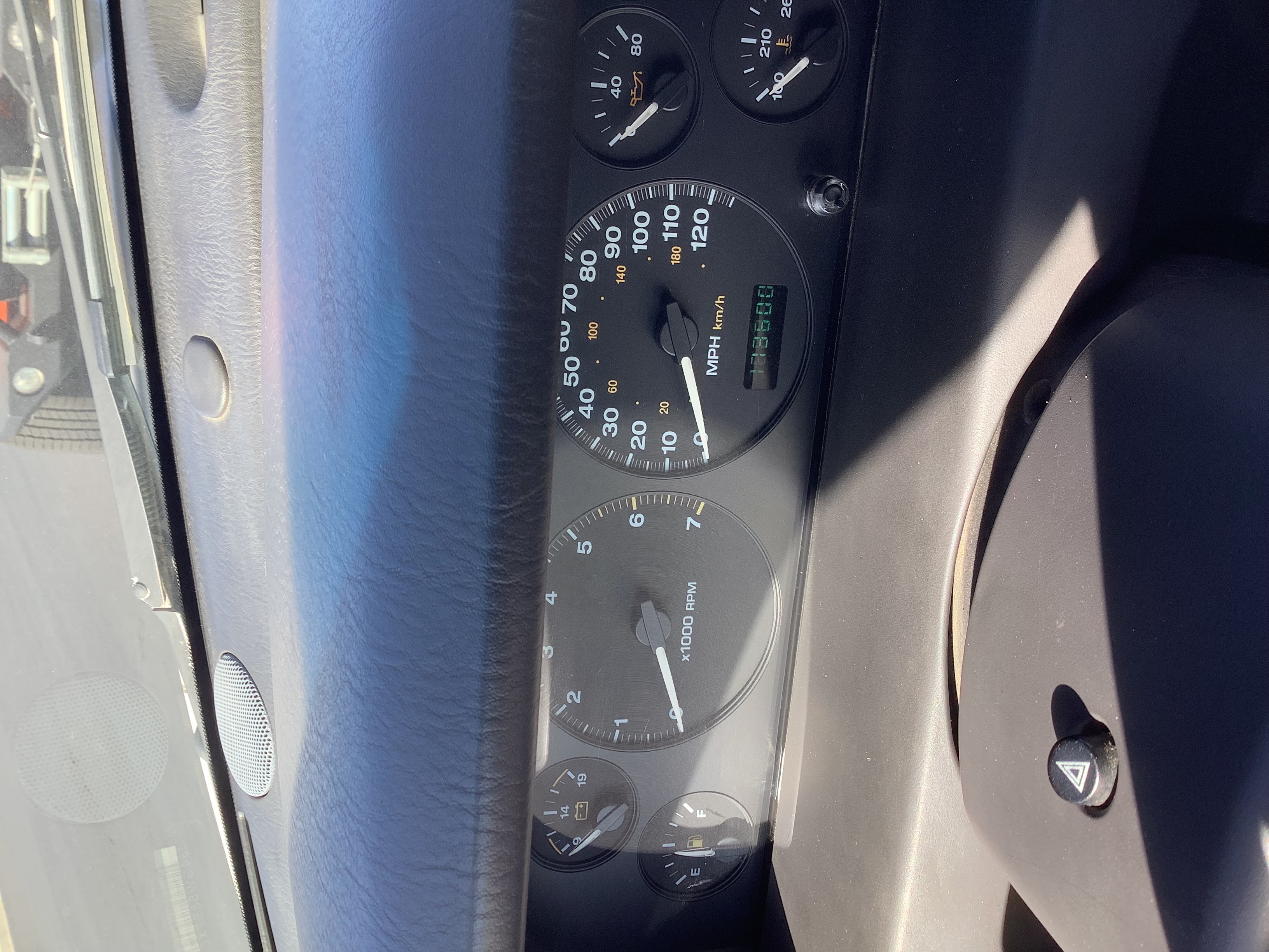 Used 1999 Jeep Grand Cherokee Laredo AWD/4WD image 11