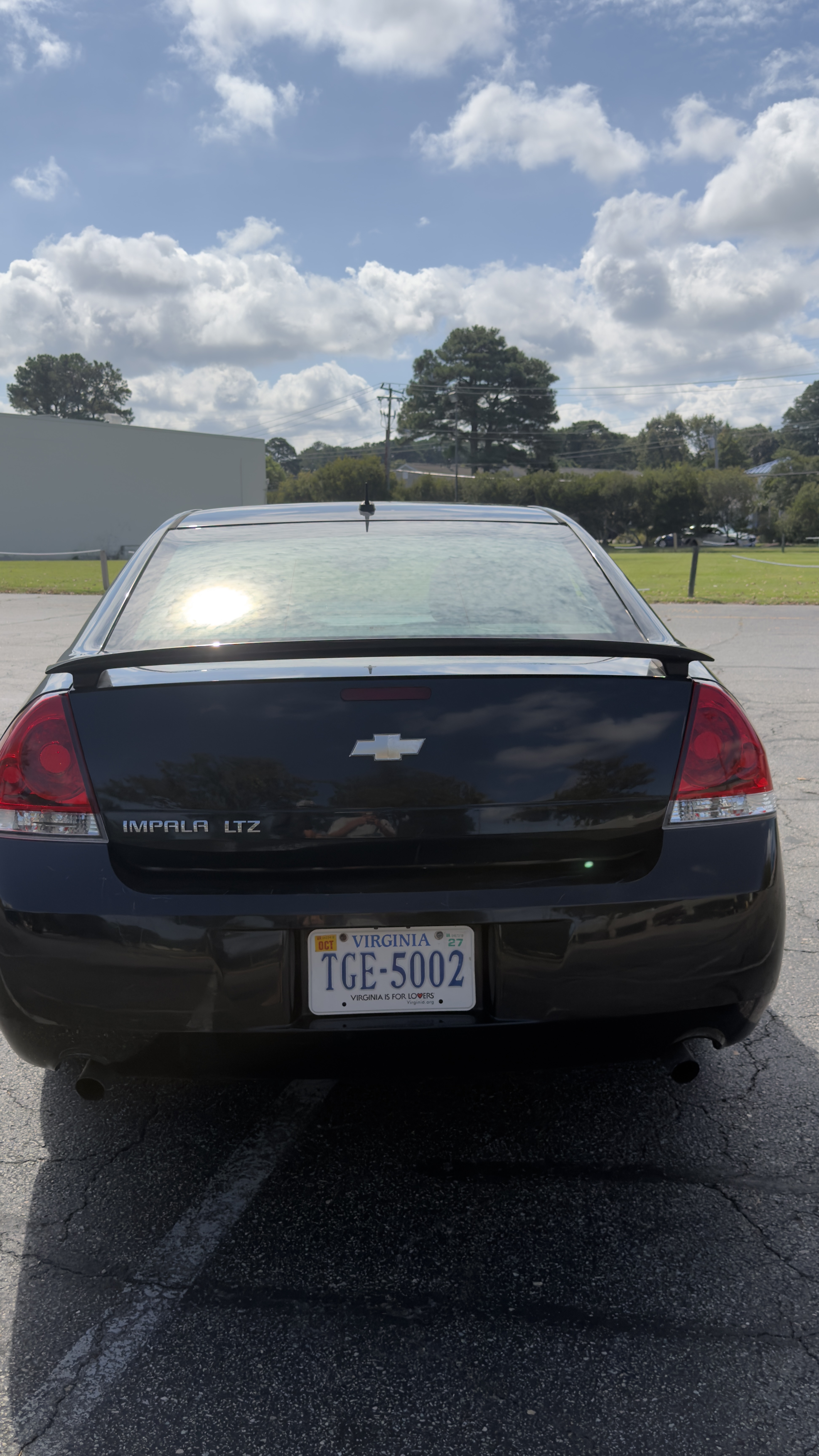 Used 2013 Chevrolet Impala LTZ FWD image 10