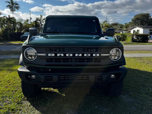 Used 2024 Ford Bronco Black Diamond image 4