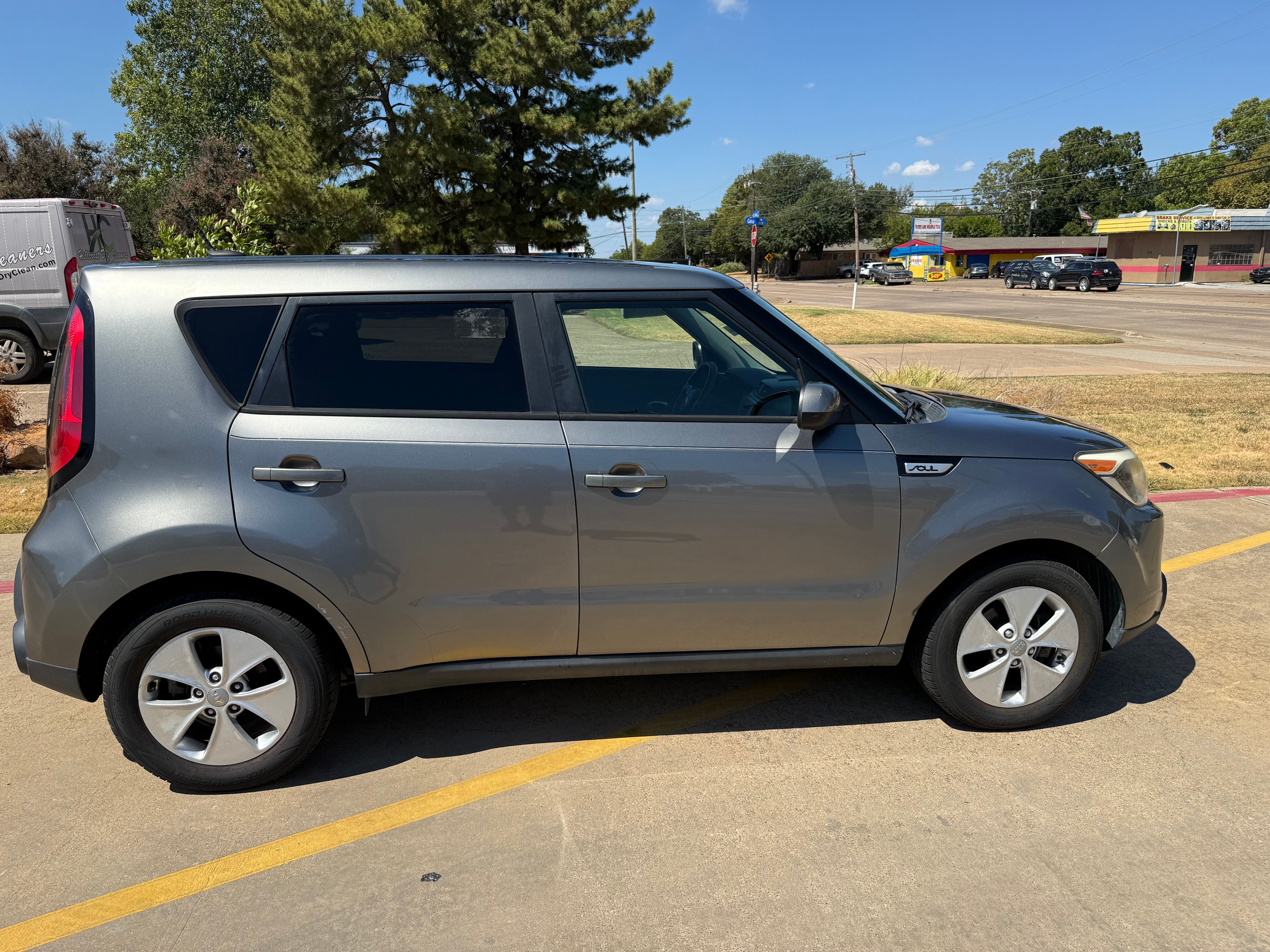 Used 2015 Kia Soul FWD image 4