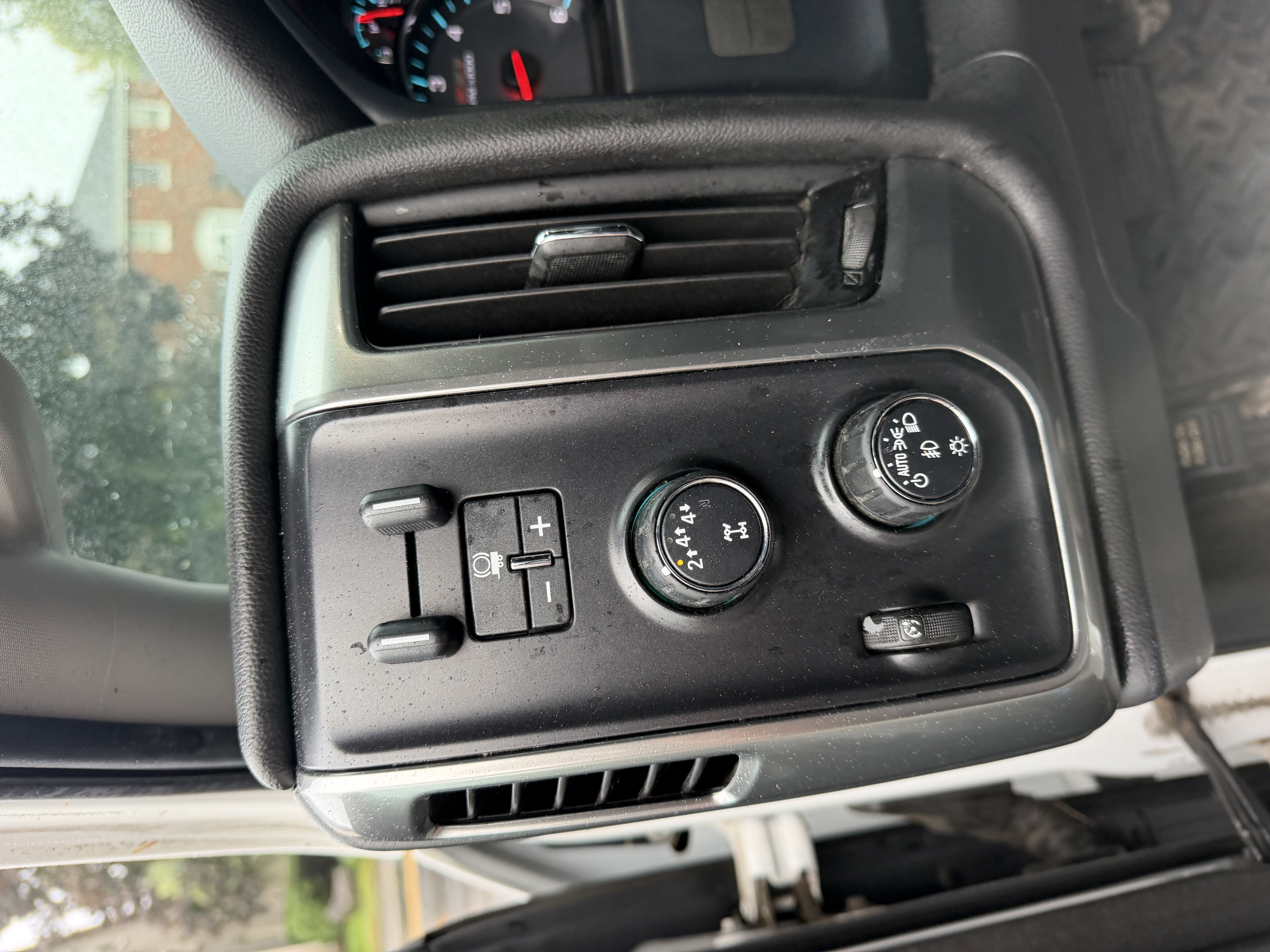 Used 2019 Chevrolet Silverado 3500 LT w/ All-Star Edition AWD/4WD image 12