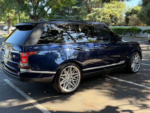 Used 2016 Land Rover Range Rover Supercharged image 17
