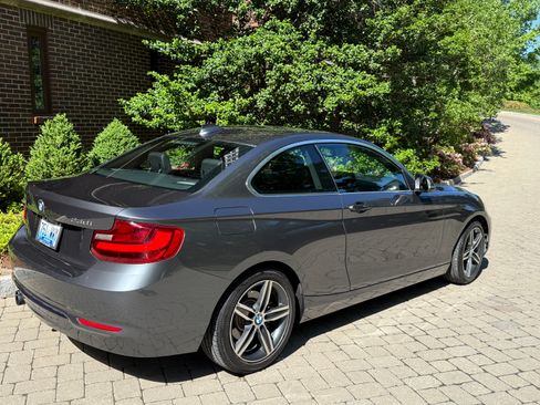 Used 2017 BMW 230i xDrive Coupe AWD/4WD image 10