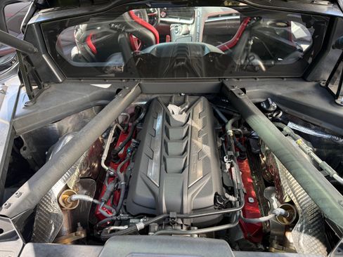 Used 2023 Chevrolet Corvette Stingray Coupe w/ Z51 Performance Package image 16