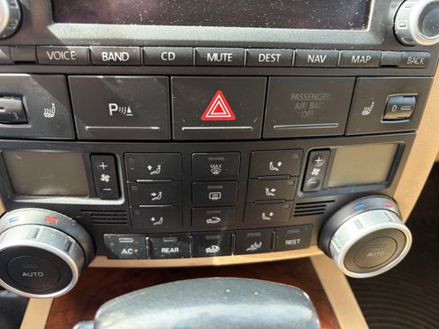 Used 2008 Volkswagen Touareg V6 image 27