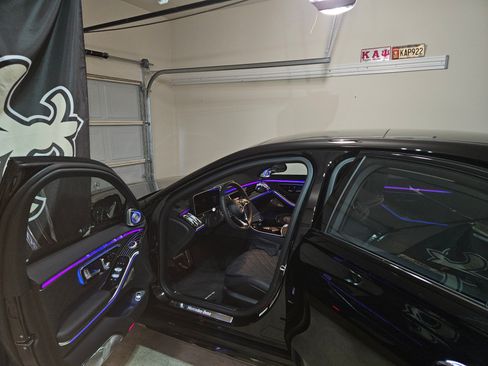 Used 2023 Mercedes-Benz S 580 S 580 4MATIC Sedan 4D image 11