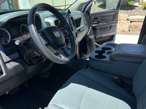 Used 2014 RAM 1500 Express RWD image 10