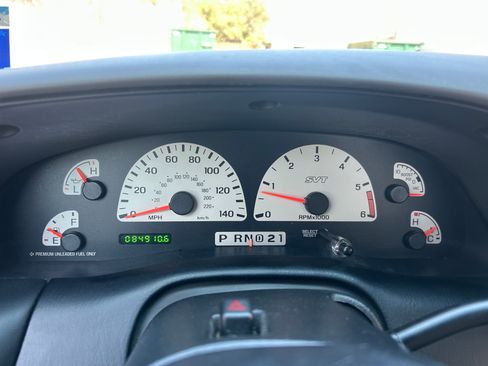 Used 2001 Ford F150 Lightning image 8