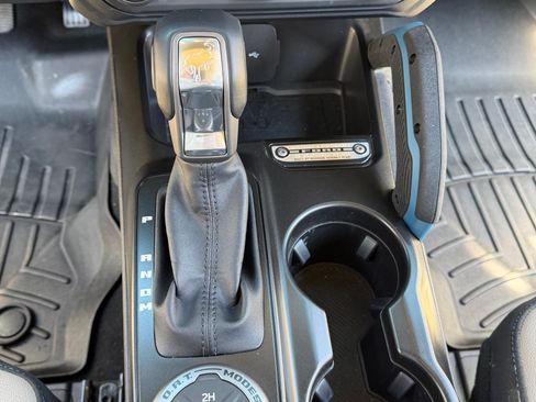 Used 2022 Ford Bronco Wildtrak image 25