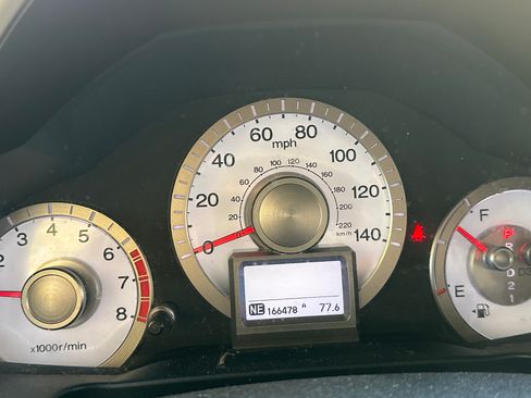 Used 2011 Honda Pilot Touring image 13