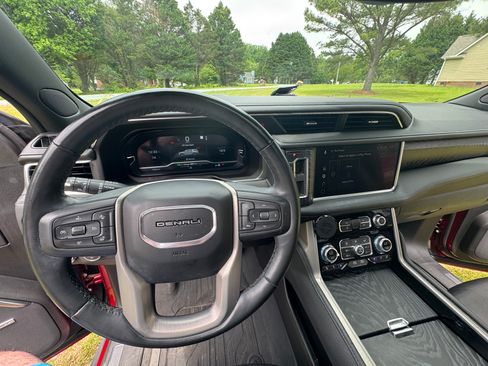 Used 2023 GMC Yukon XL Denali w/ Max Trailering Package AWD/4WD image 13