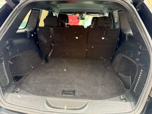 Used 2017 Jeep Grand Cherokee Laredo w/ Quick Order Package 23E image 15