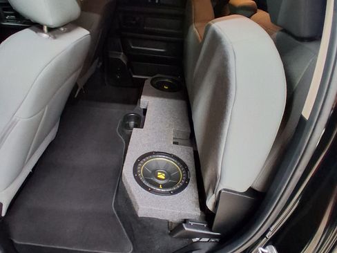 Used 2014 RAM 1500 Express image 8