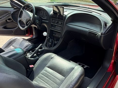 Used 2000 Ford Mustang GT image 11
