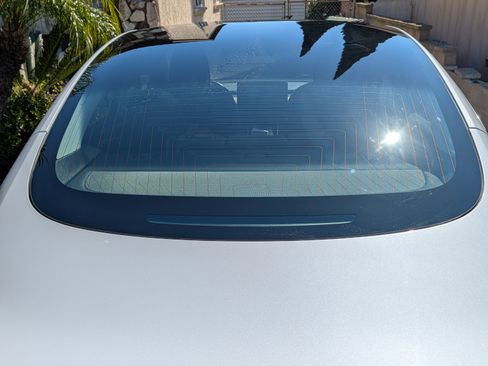 Used 2018 Tesla Model 3 Long Range image 4
