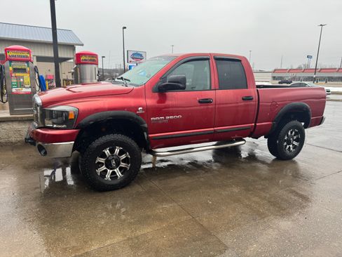 Used 2006 Dodge Ram 2500 Truck SLT w/ Quad Cab Big Horn Value Group image 1