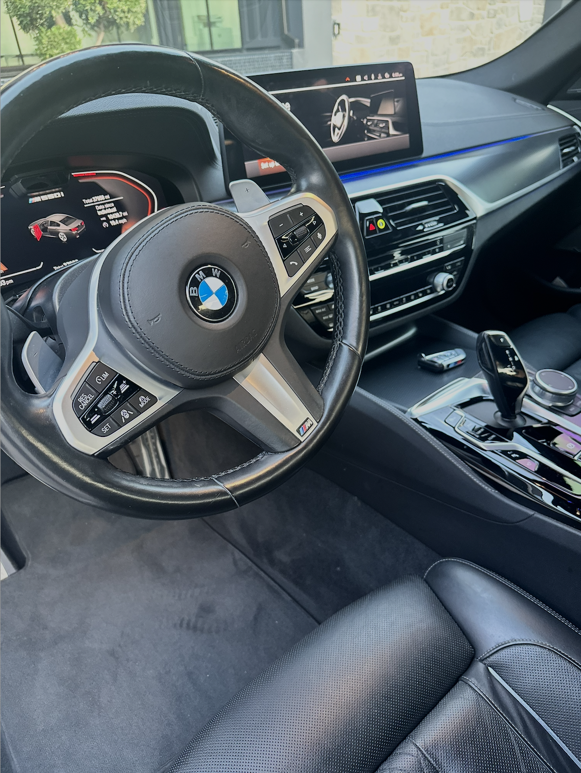Used 2021 BMW M550i xDrive AWD/4WD image 9