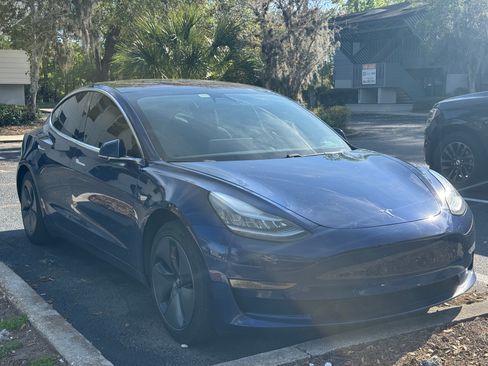 Used 2018 Tesla Model 3 Long Range RWD image 1