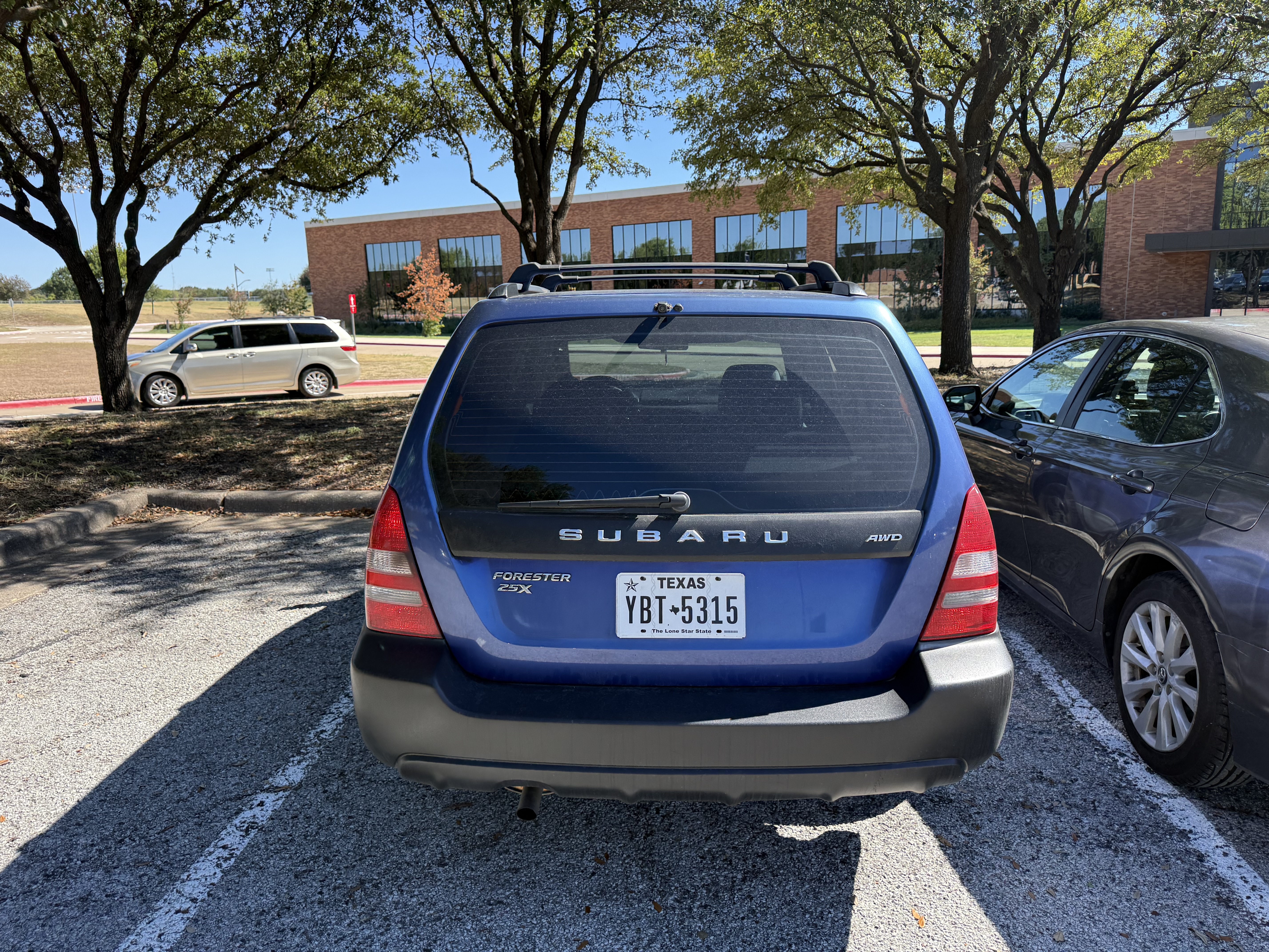Used 2004 Subaru Forester 2.5X AWD/4WD image 11