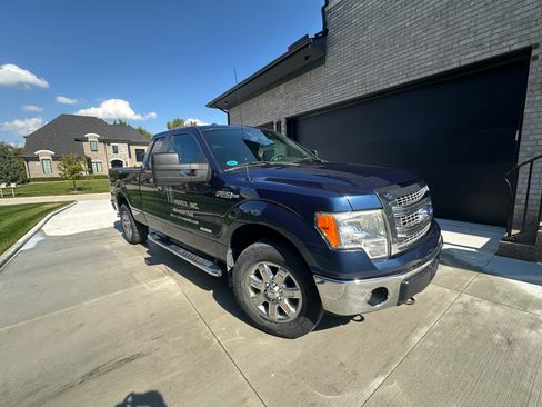 Used 2013 Ford F150 XLT w/ Luxury Equipment Group image 11