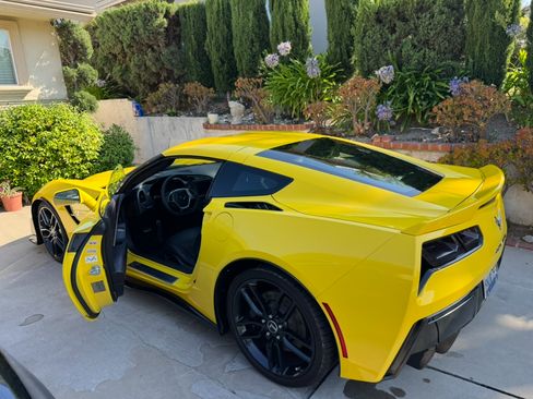 Used 2016 Chevrolet Corvette Stingray Coupe w/ 3LT Preferred Equipment Group image 6