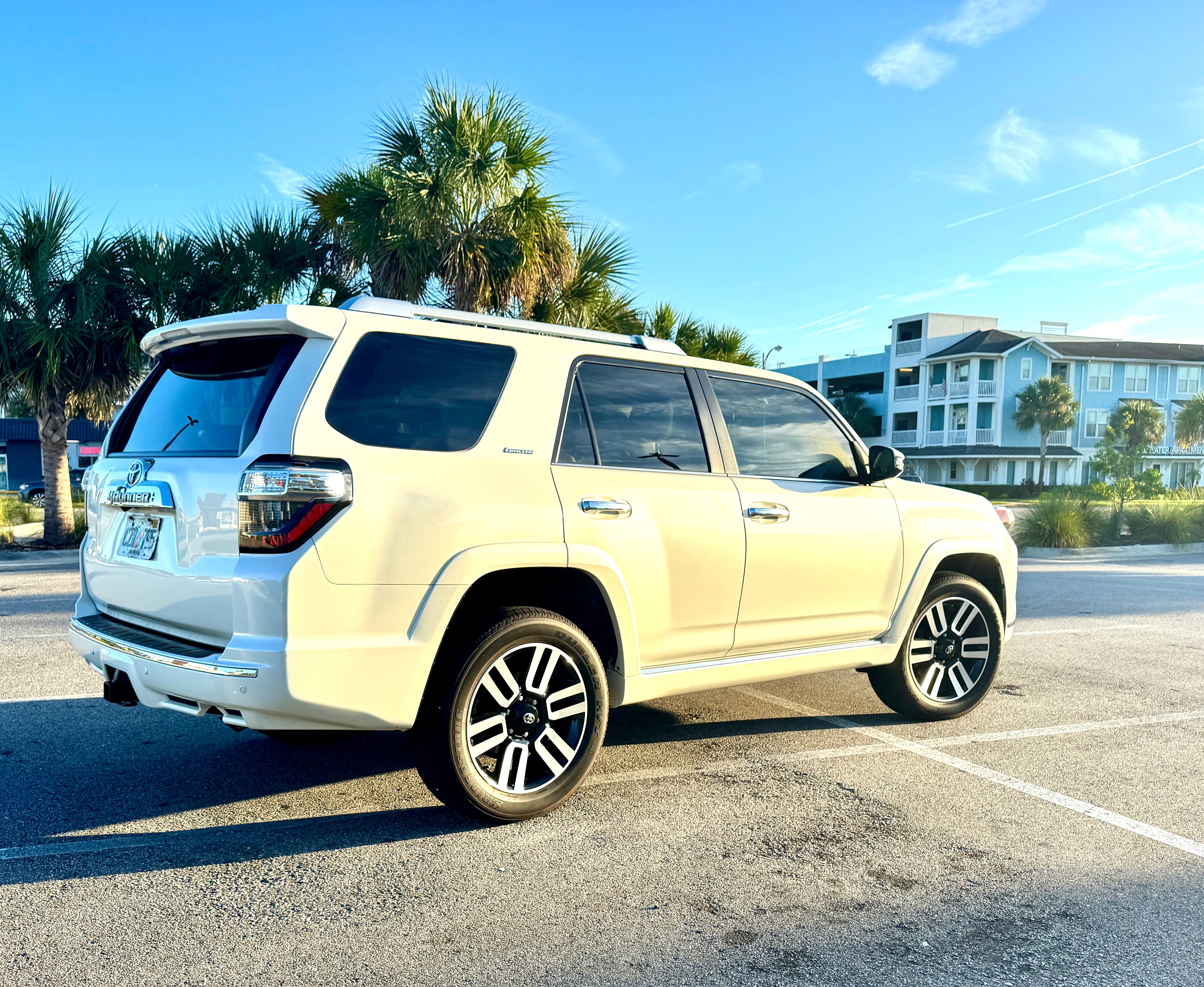 Used 2023 Toyota 4Runner Limited AWD/4WD image 6