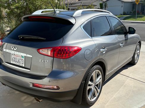 Used 2013 INFINITI EX37 Journey w/ Premium Pkg RWD image 4