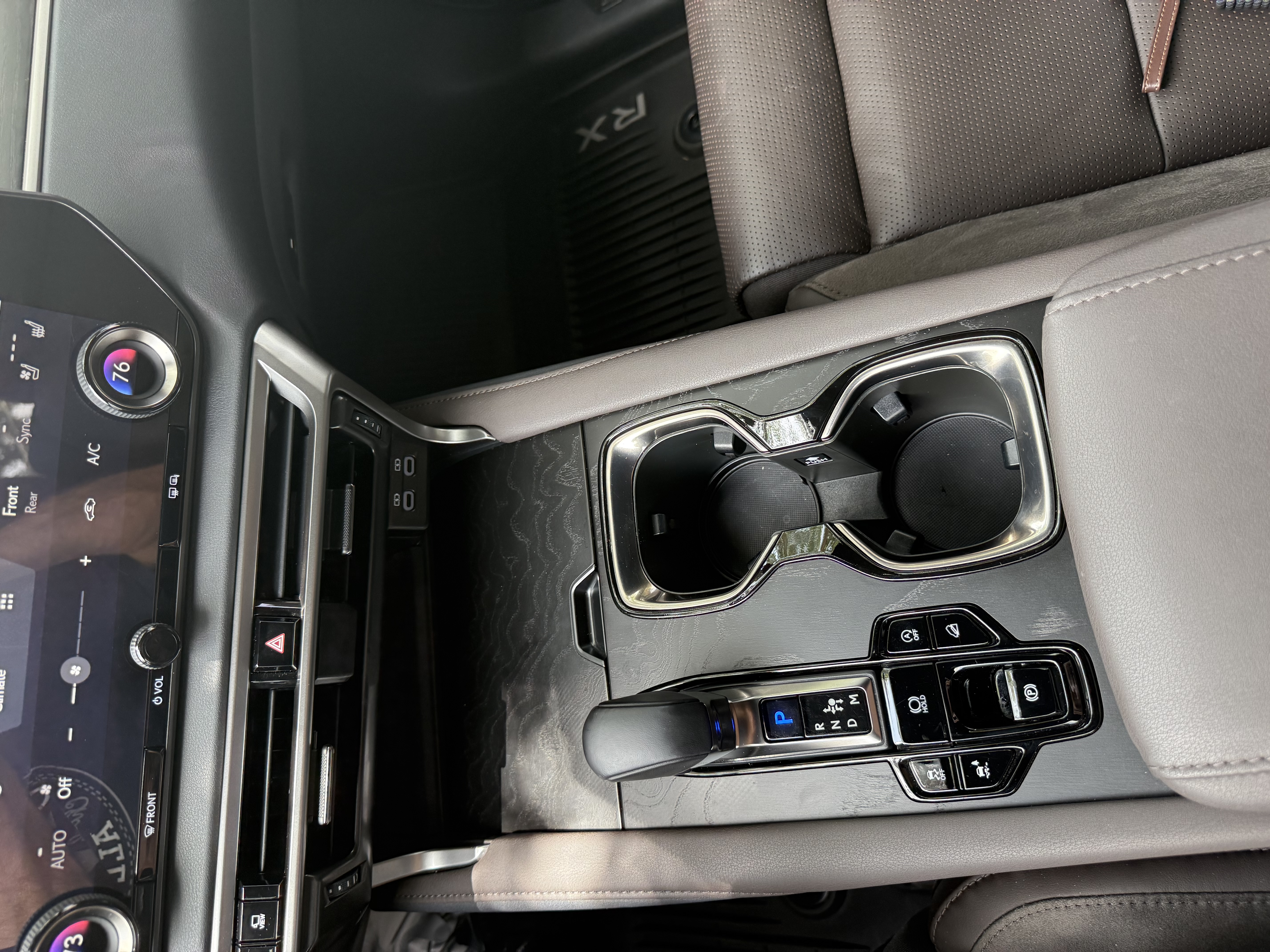 Used 2023 Lexus RX 350 AWD w/ Accessory Package image 32
