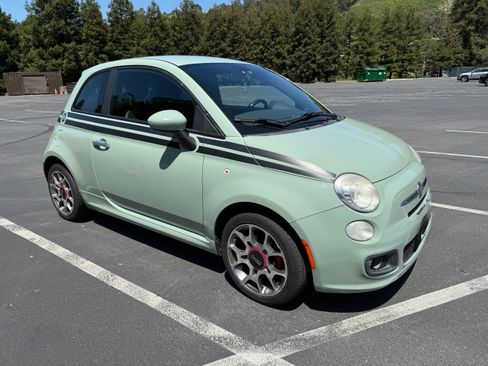 Used 2012 FIAT 500 Sport w/ Safety & Convenience Pkg FWD image 5
