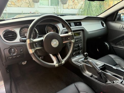 Used 2011 Ford Mustang GT Premium w/ Brembo Brake Pkg image 9