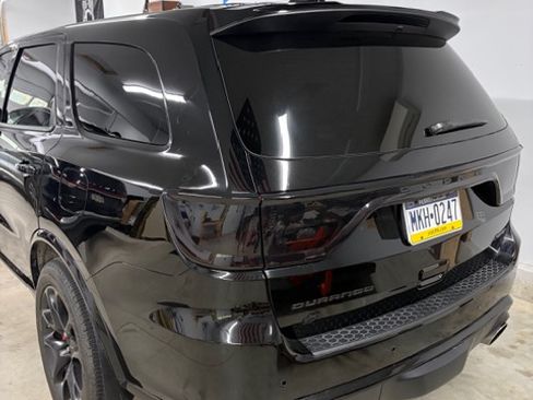 Used 2022 Dodge Durango SRT w/ SRT Interior Appearance Group AWD/4WD image 4