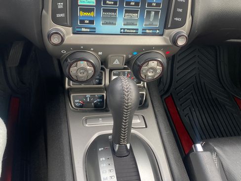 Used 2015 Chevrolet Camaro SS image 12